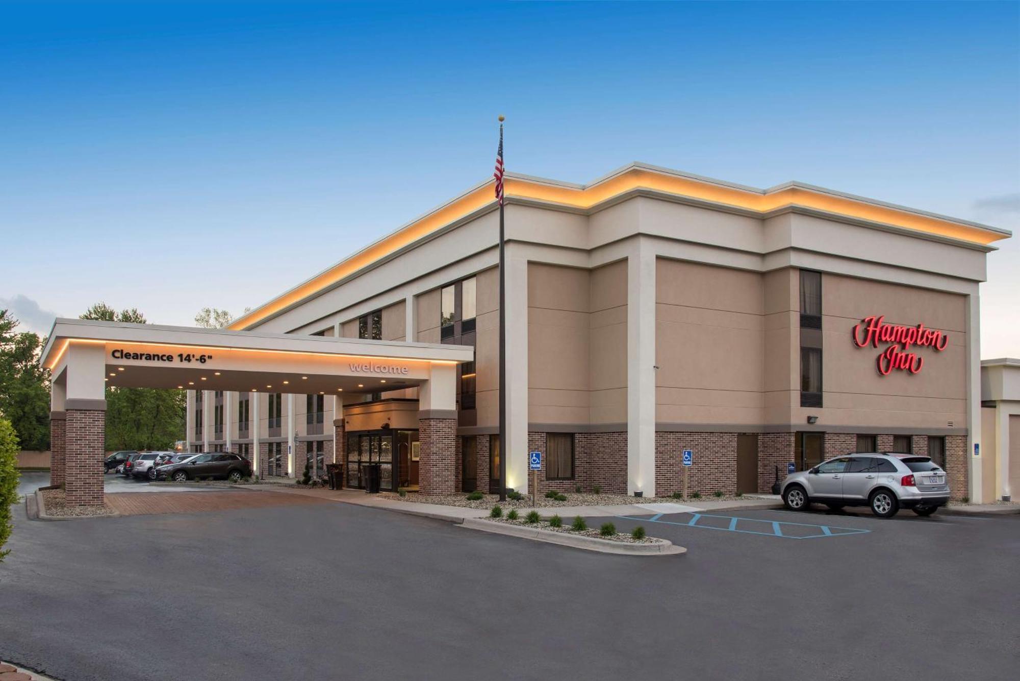 Hampton Inn Port Huron Bagian luar foto